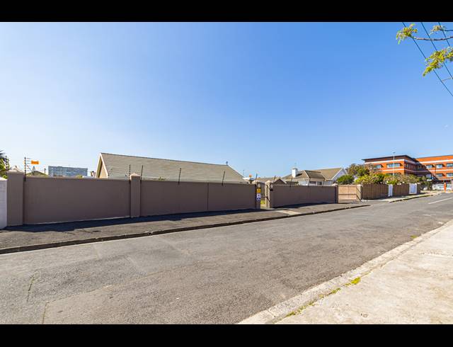 3 BEDROOM FREESTANDING FOR SALE IN MILNERTON CENTRAL